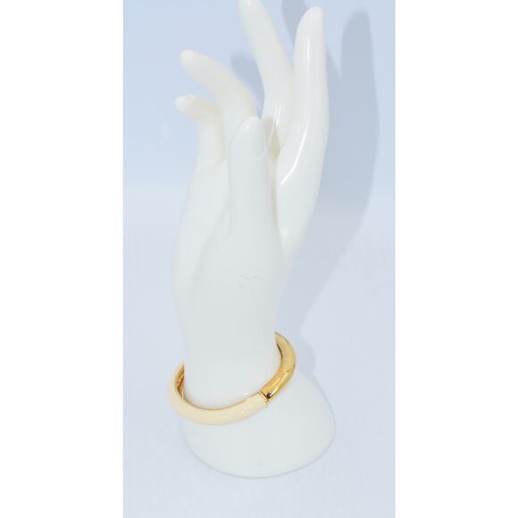 ST. JOHN Designer Ivory Enamel Bangle Bracelet - Picture 3 of 5